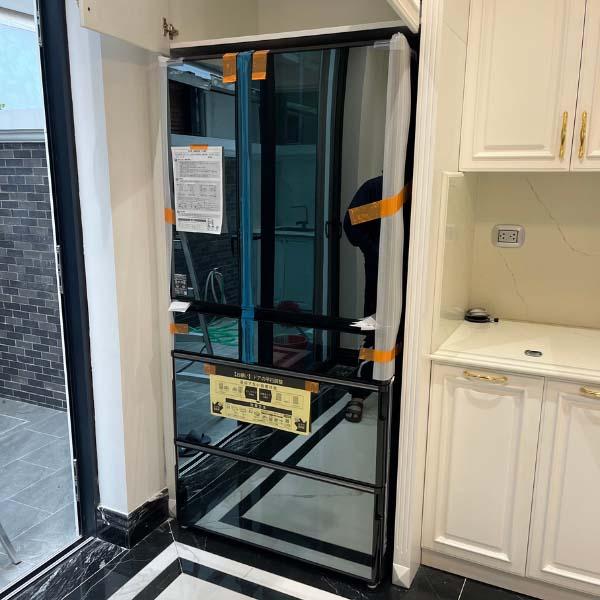 Tủ lạnh Hitachi R-WXC74X dung tích 735L mặt gương 2025-2026